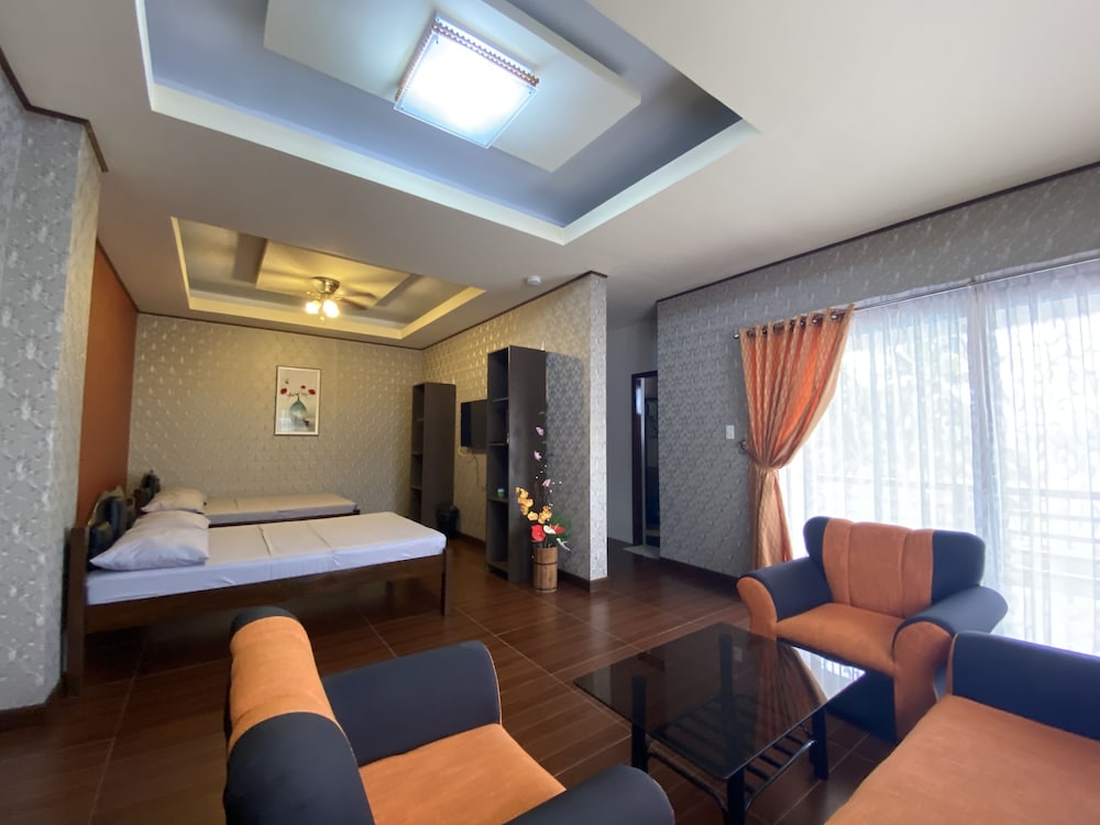 Superior Double or Twin Room, Beach View photo 2