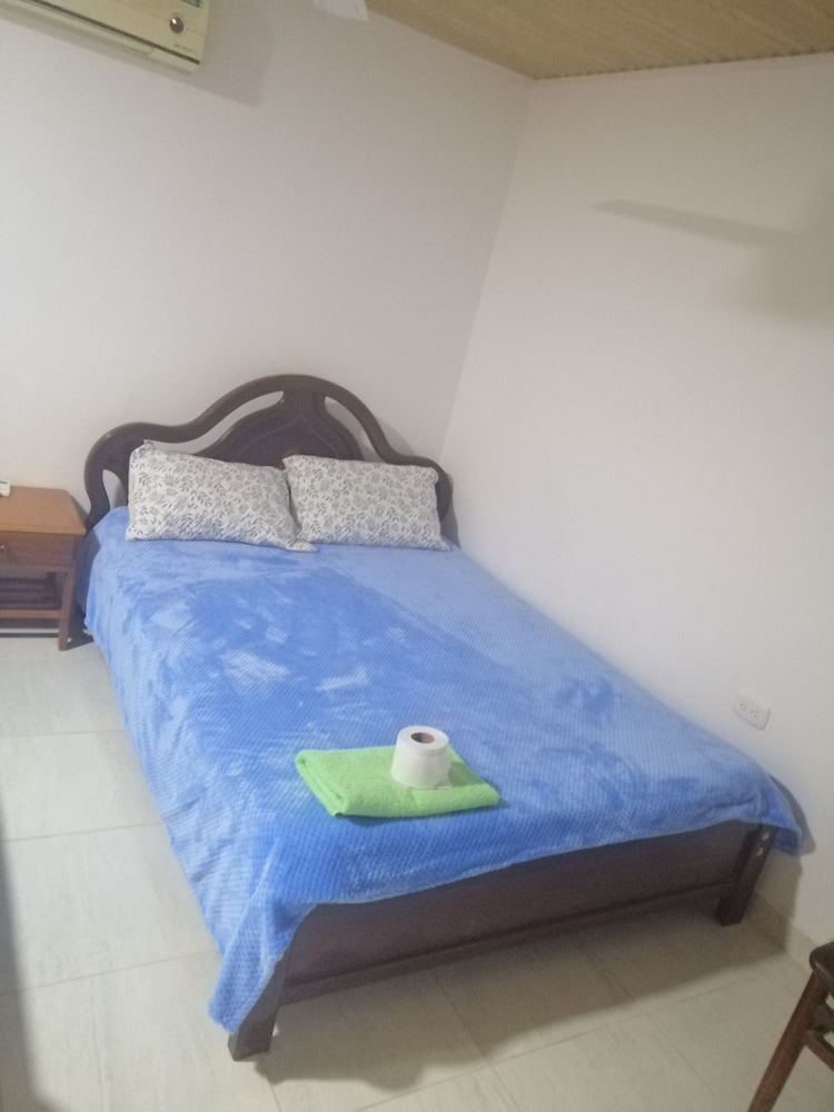 Family Room, 2 Double Beds photo 3