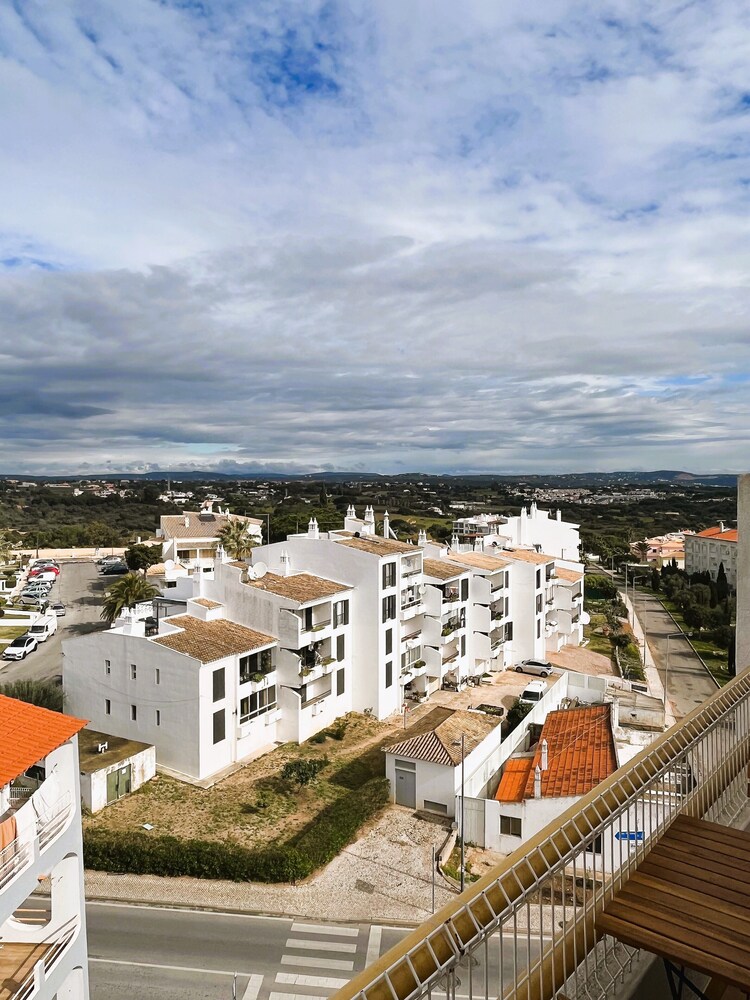 1+1 Bedroom Apartment Veiga, Praceta Vitorino Nemésio, Albufeira, Photo 3