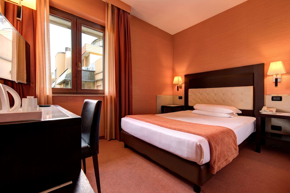 Economy Room, 1 French Bed photo 2