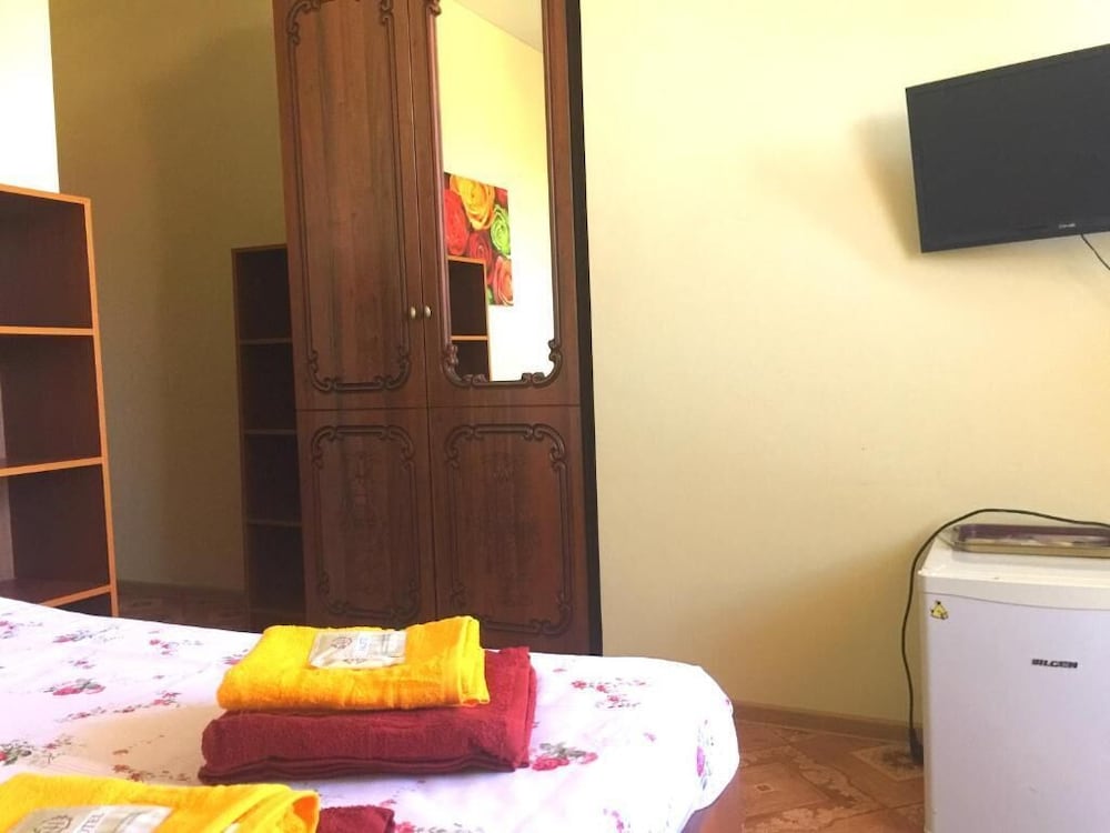 Economy Double Room photo 2