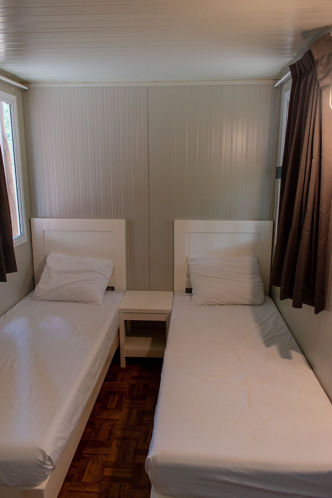 Basic Twin Room photo 1