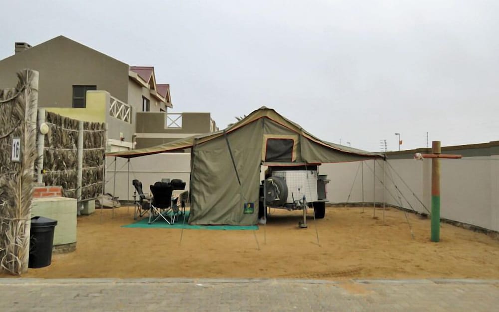 Basic Tent, 1 Bedroom photo 1