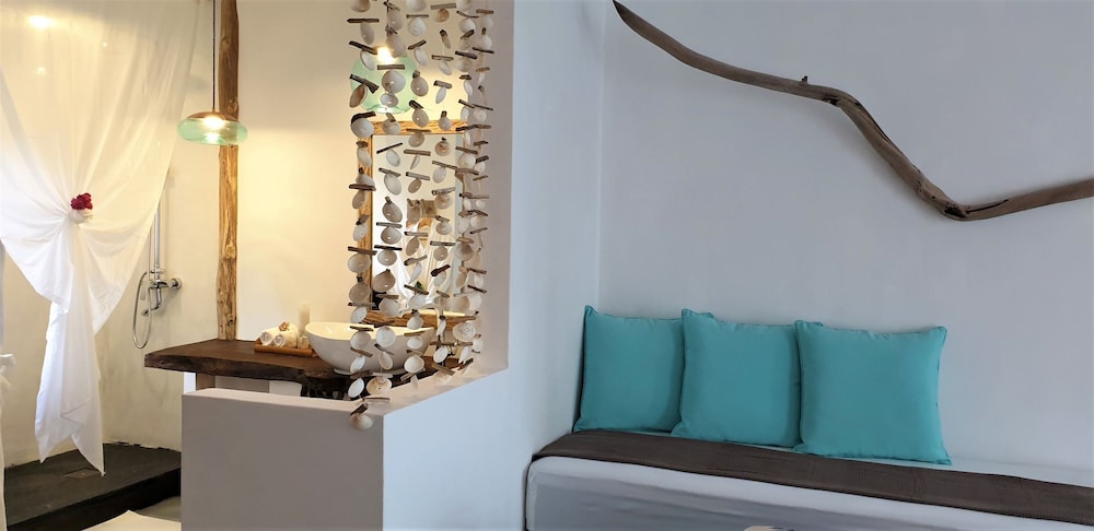 Deluxe Double Room, 1 Bedroom, Ocean View, Beachfront photo 3