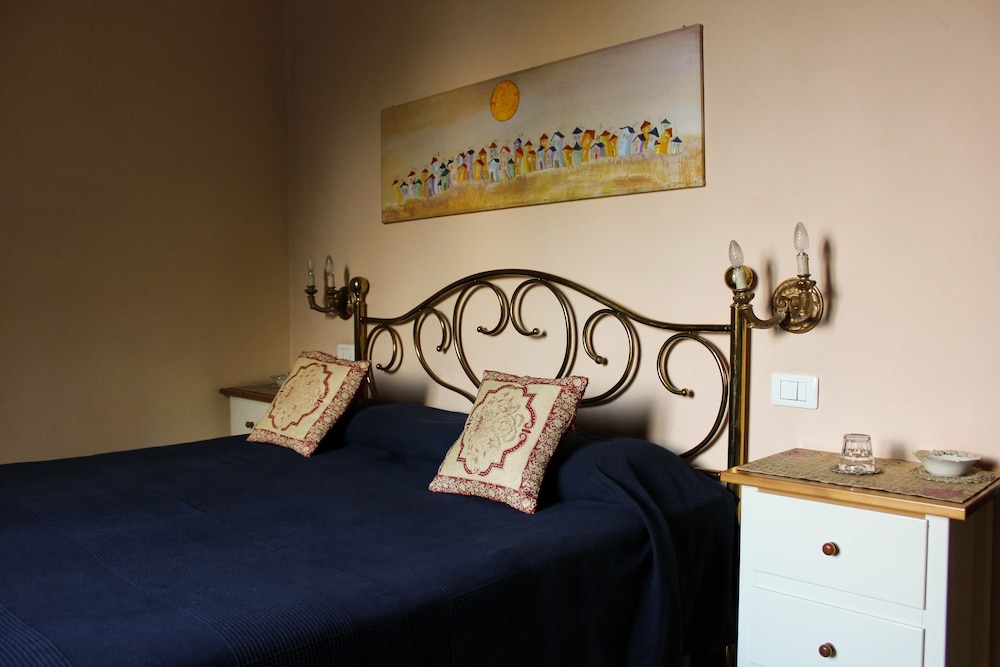 Classic Double or Twin Room, 1 Queen Bed, Lake View (Lake View)
