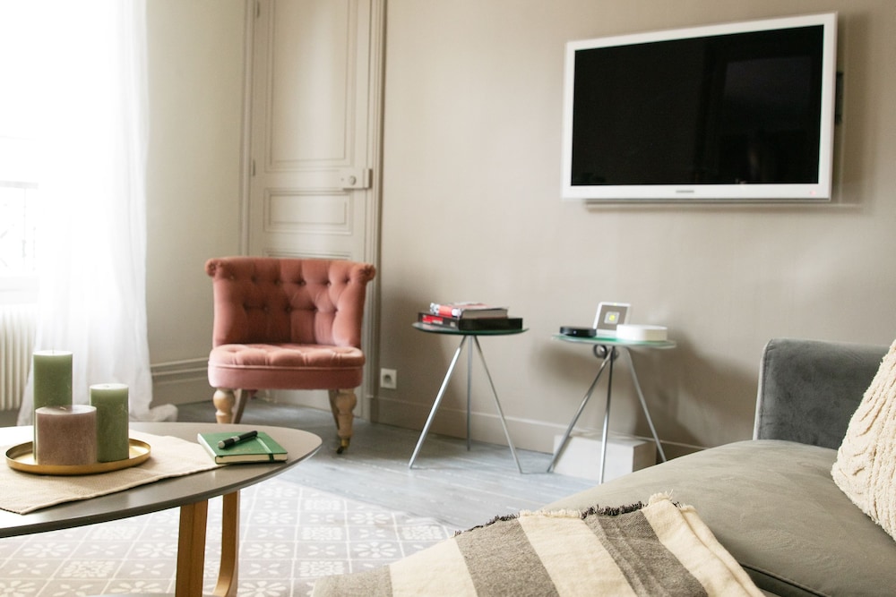 City Apartment, 1 Double Bed with Sofa bed, Non Smoking, Courtyard View