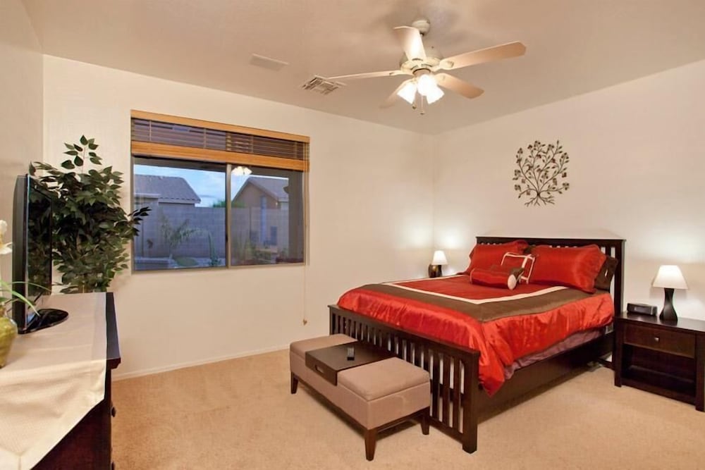 House, 3 Bedrooms photo 2