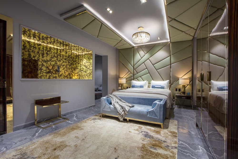 Portrait Suite Interior photo 1