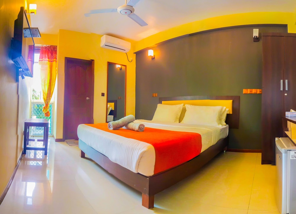Deluxe Double Room photo 2