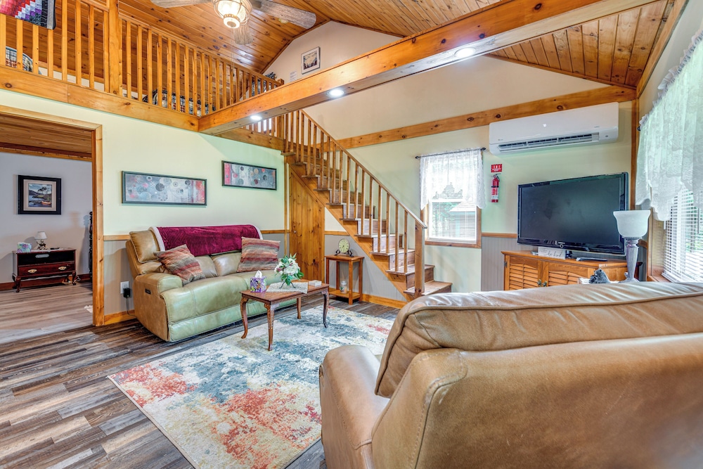 House (2 Bedrooms) photo 2