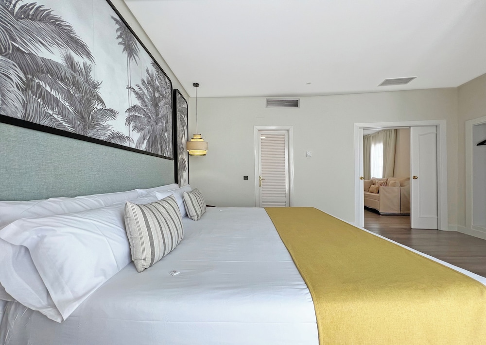 Junior Suite - Photo 1