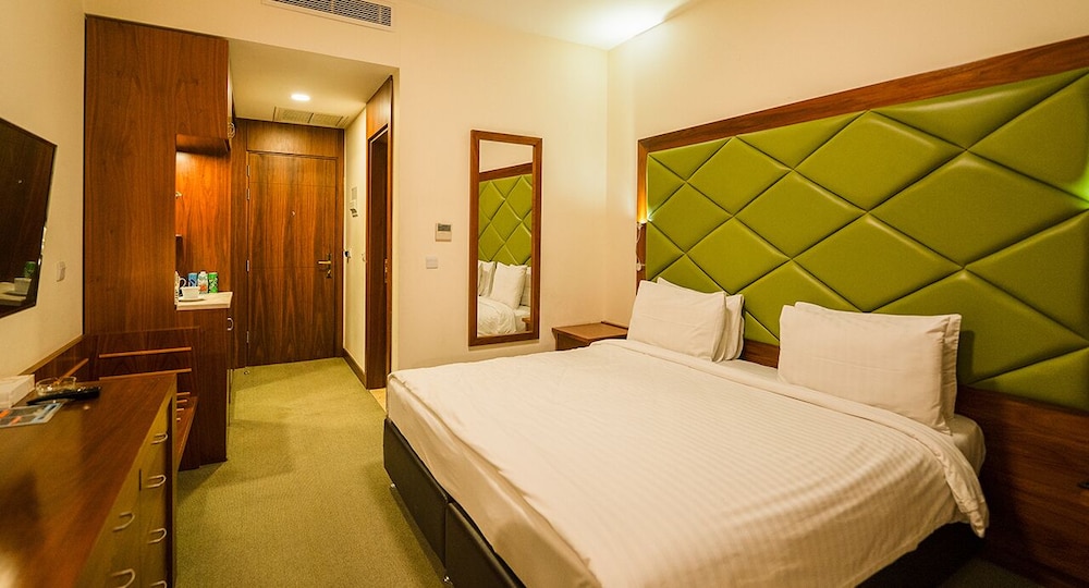 Deluxe Double or Twin Room, 1 Bedroom - Photo 2