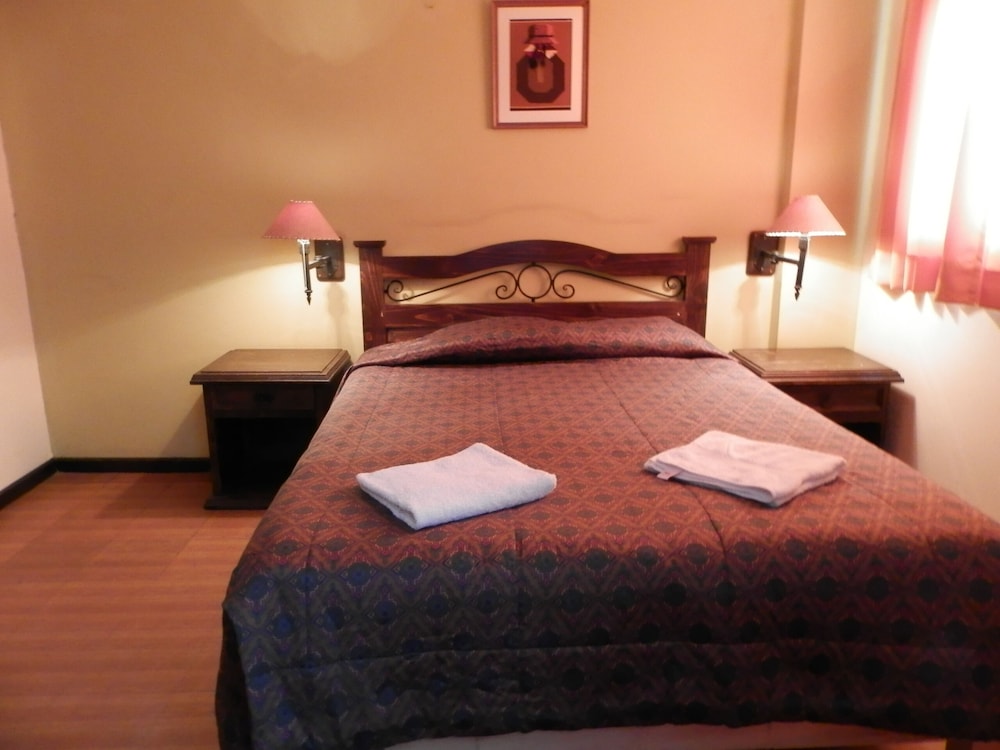 Classic Single Room, 3 Bedrooms