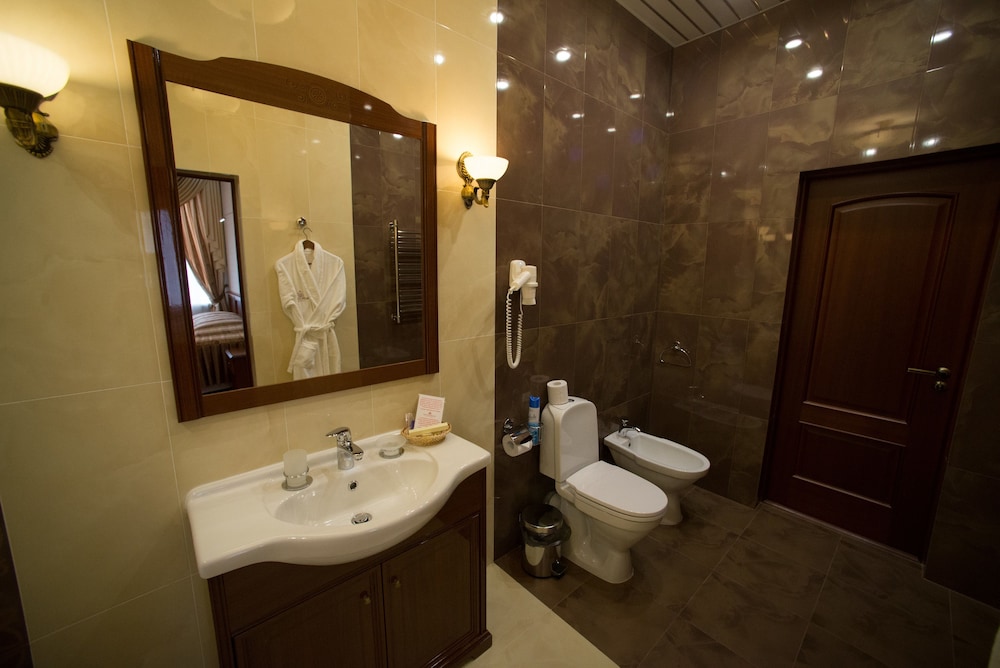 Luxury Suite, 1 King Bed photo 2