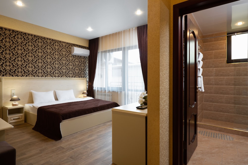 Standard Double Room, Balcony photo 3