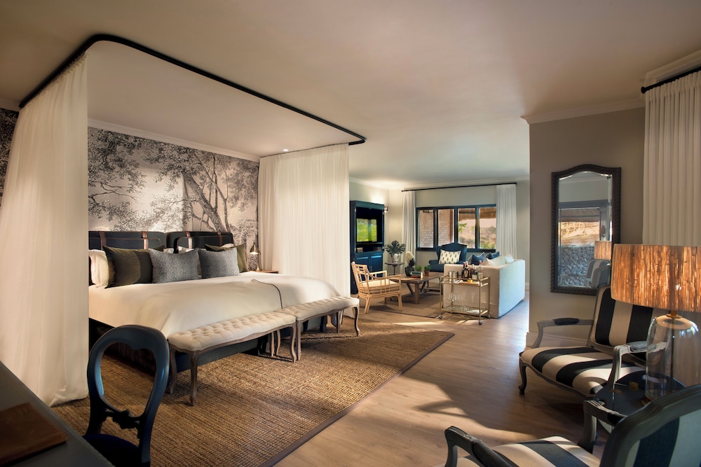 Suite (Reserve View) photo 1