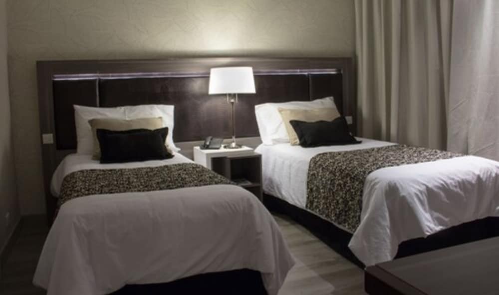 Standard Double Room, 2 Twin Beds photo 2