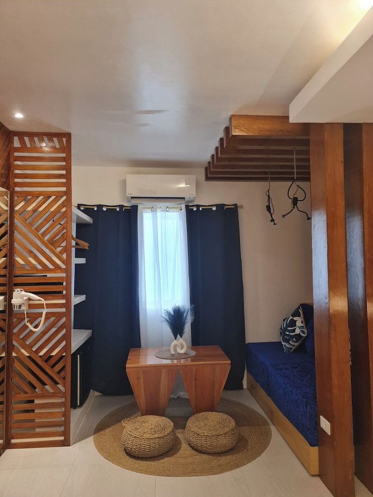 Deluxe Room - Photo 3