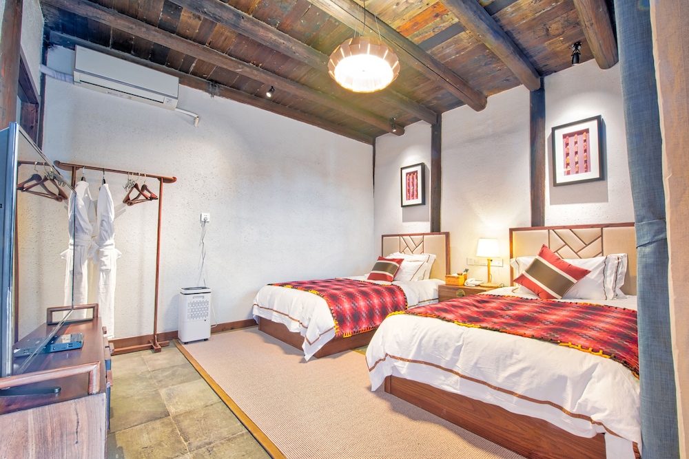 Comfort Double or Twin Room, Patio, Hill View photo 2