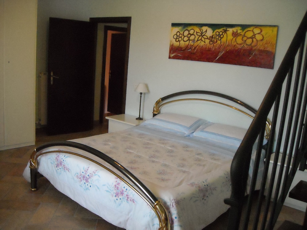 Standard House, 2 Bedrooms, Kitchen photo 1