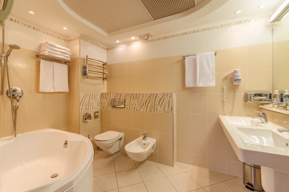 Junior Suite, 1 Double Bed photo 3