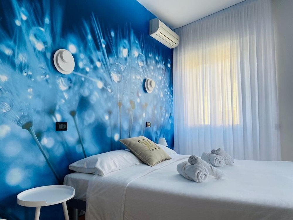 Standard Double or Twin Room photo 1
