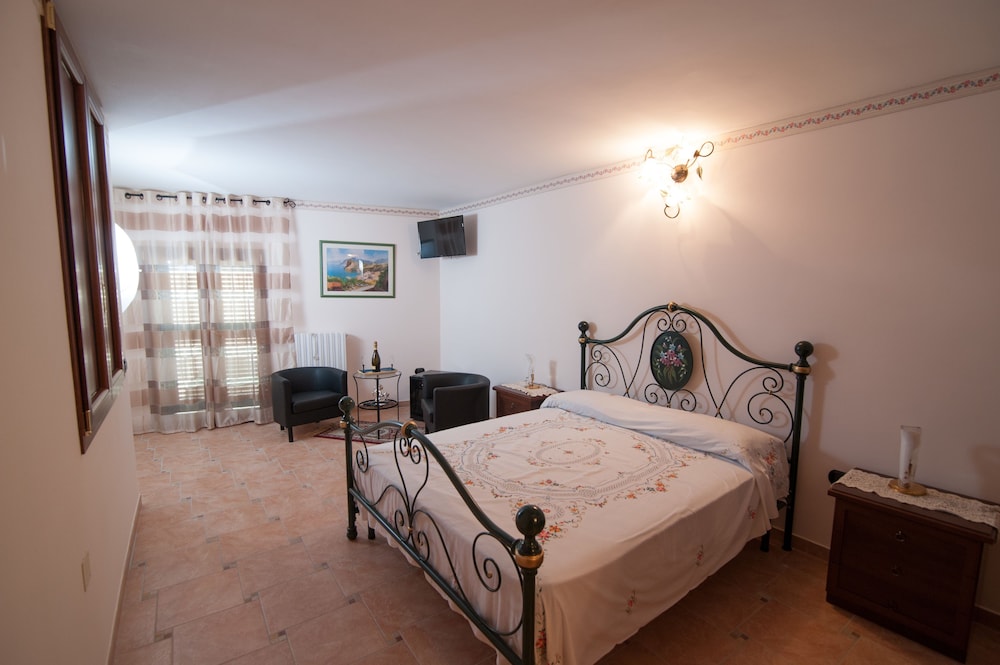 Classic Double or Twin Room (Terrazza) photo 3
