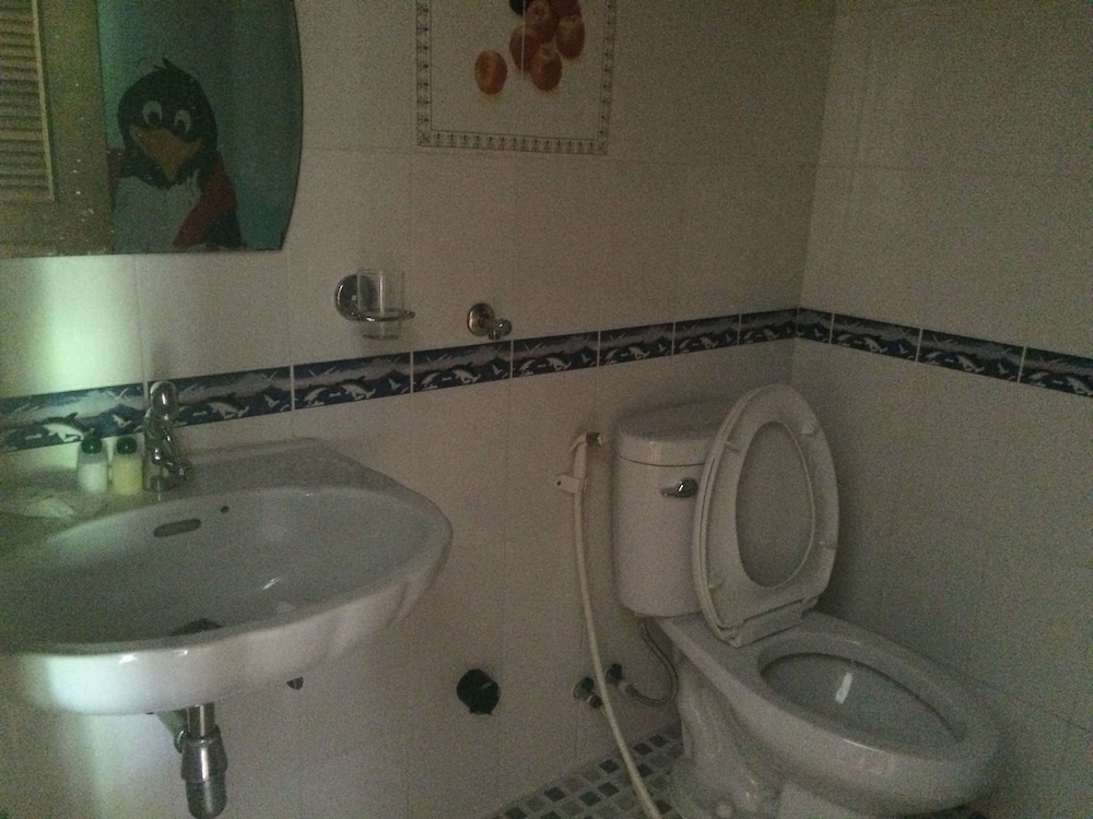 Standard Twin Room photo 2