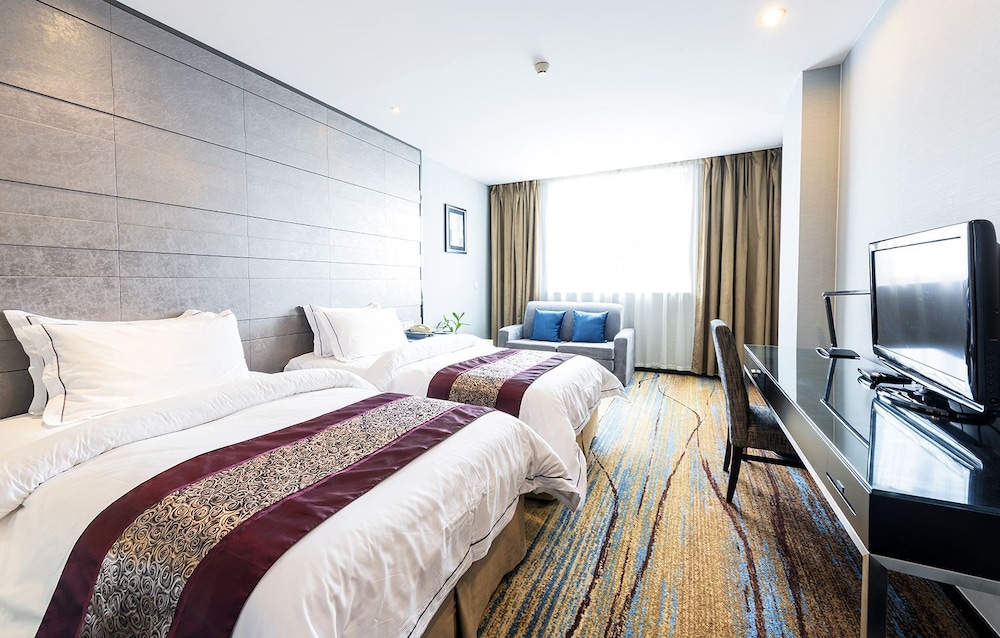 Twin Room (Super Sassy)