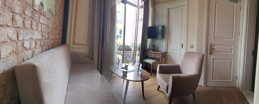Superior Suite photo 1