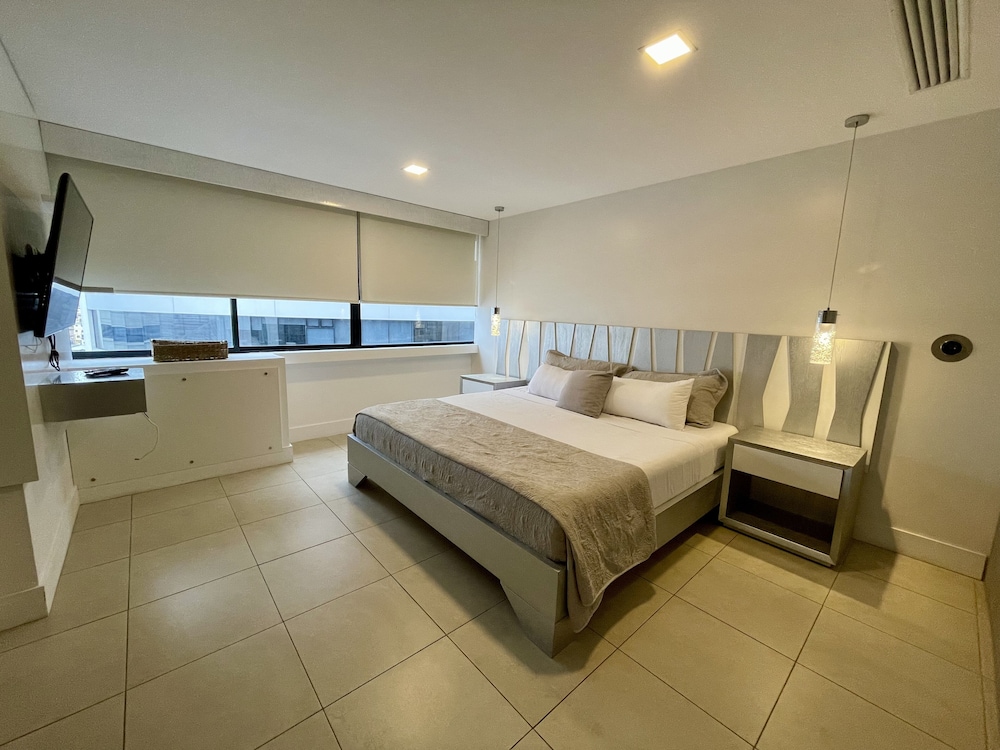 Luxury Apartment photo 2