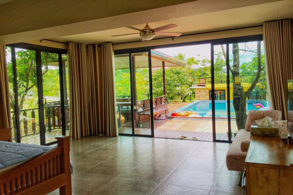 Quarto Standard com Acesso à Piscina
