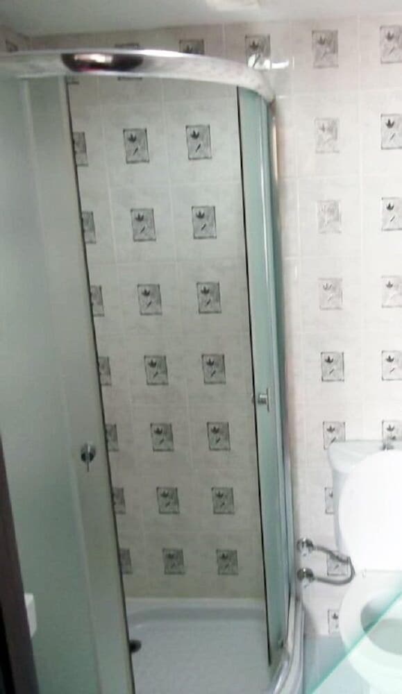 Standard Twin Room photo 2