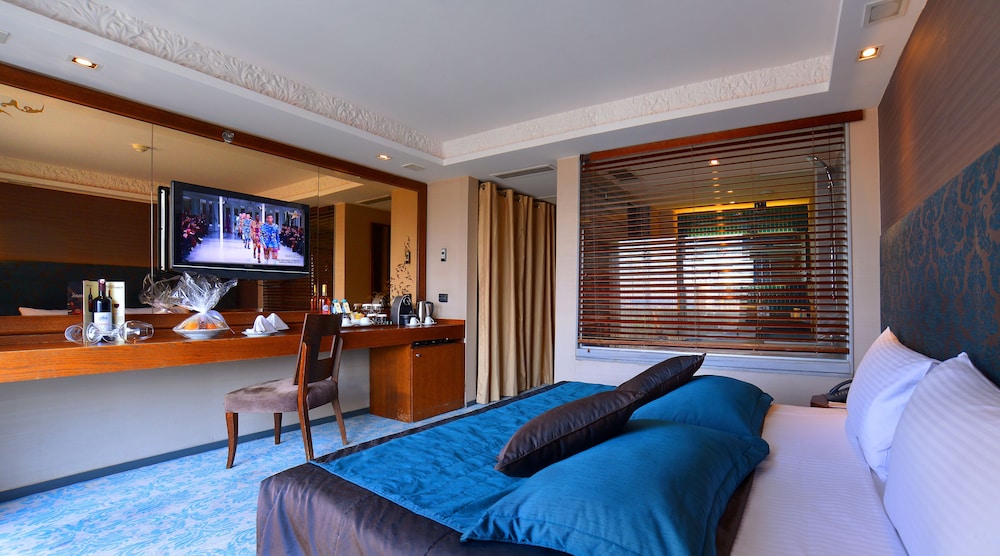 Executive Double Room, Balcony photo 3