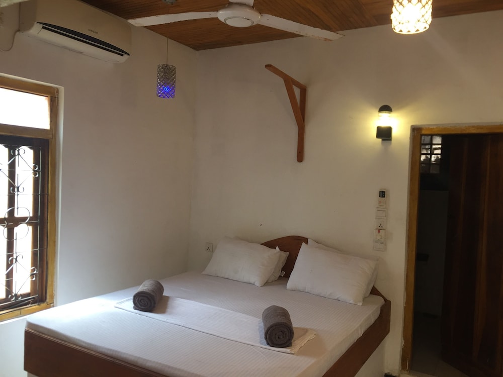 Comfort Double Room Ac photo 2
