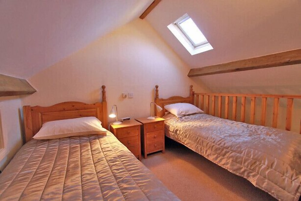 Standard Twin Room photo 3