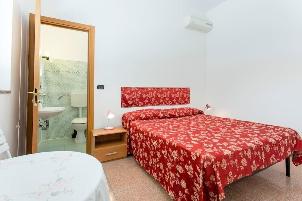 Deluxe Double or Twin Room, Garden View photo 3