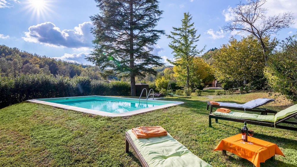 Villa photo 3