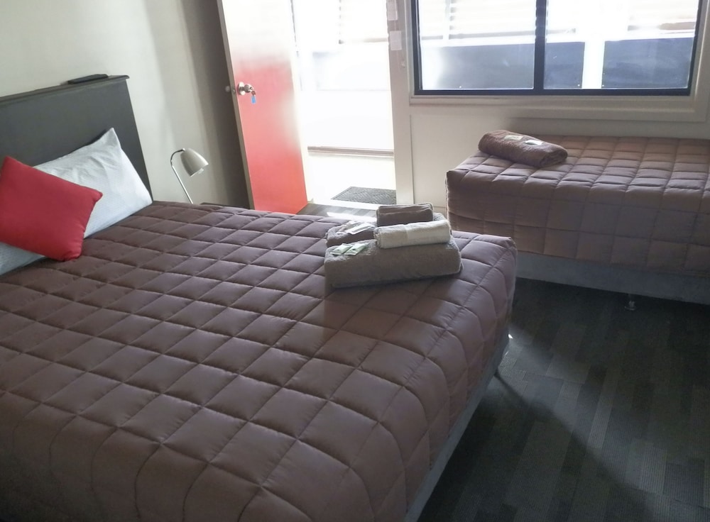 Standard Twin Room photo 1