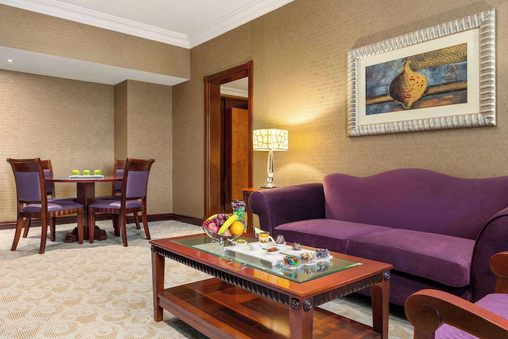 Junior Suite, 1 King Bed - Photo 3
