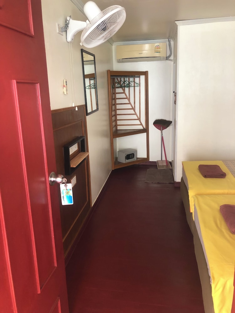 Basic Room photo 3