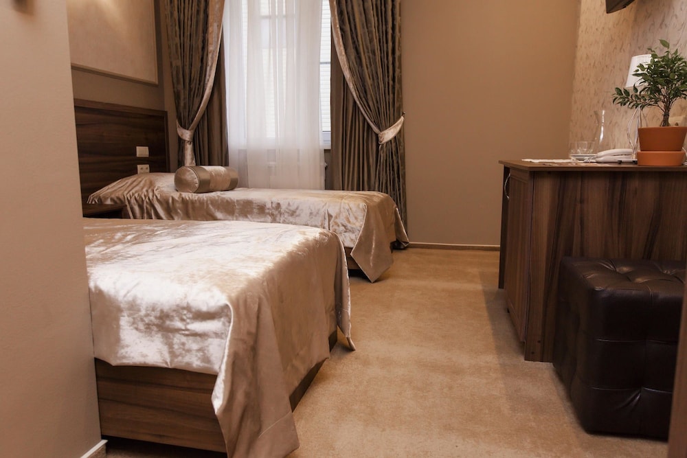 Standard Twin Room photo 3