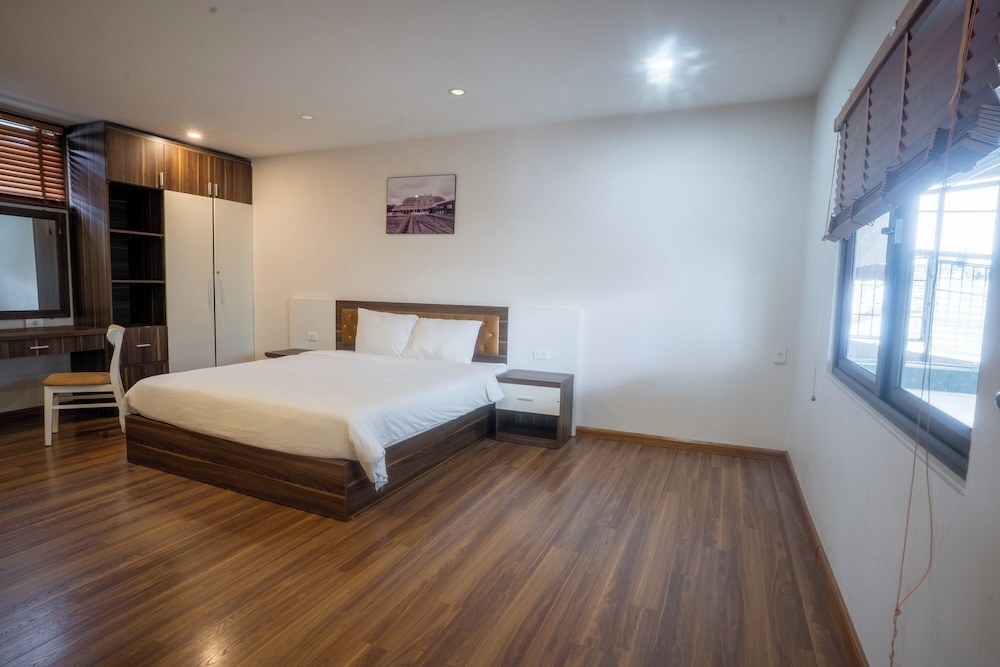 Deluxe Room - Photo 12