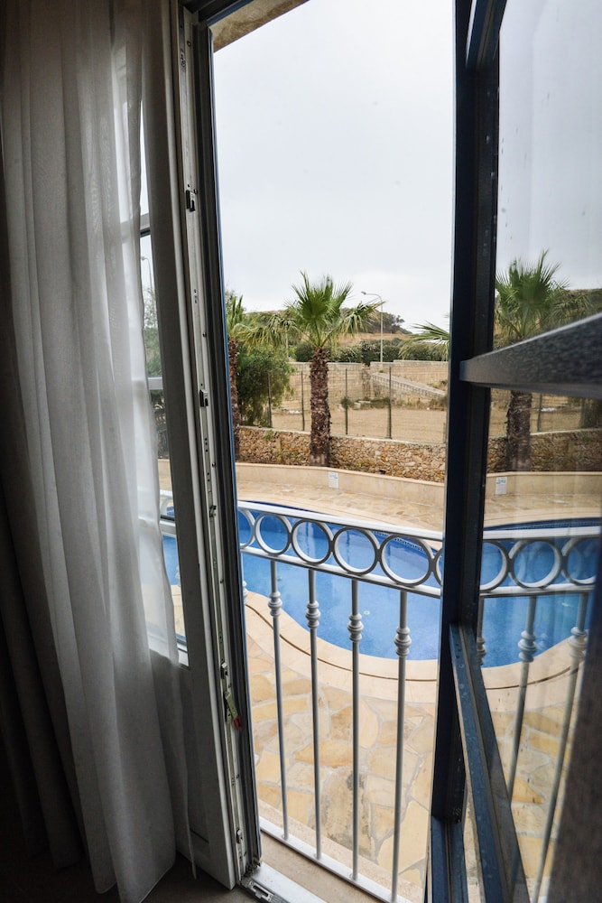 Luxury Room photo 3