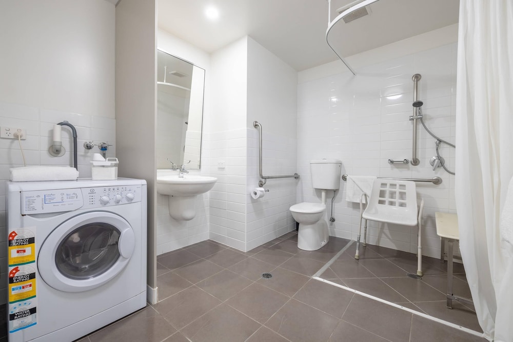 Room, Multiple Beds, Accessible, Non Smoking (Efficiency), photo 6