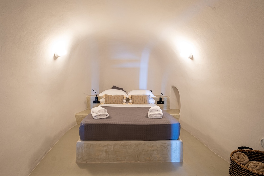 Luxury Suite, Hot Tub, Sea View