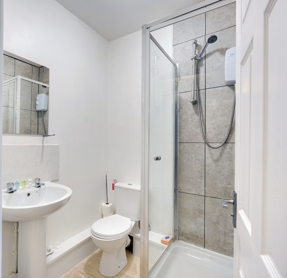 Studio Apartment 3 photo 3
