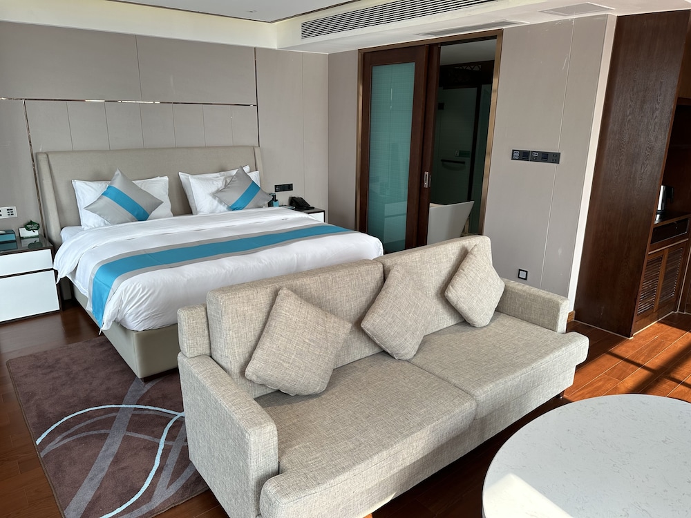 Executive Suite photo 2