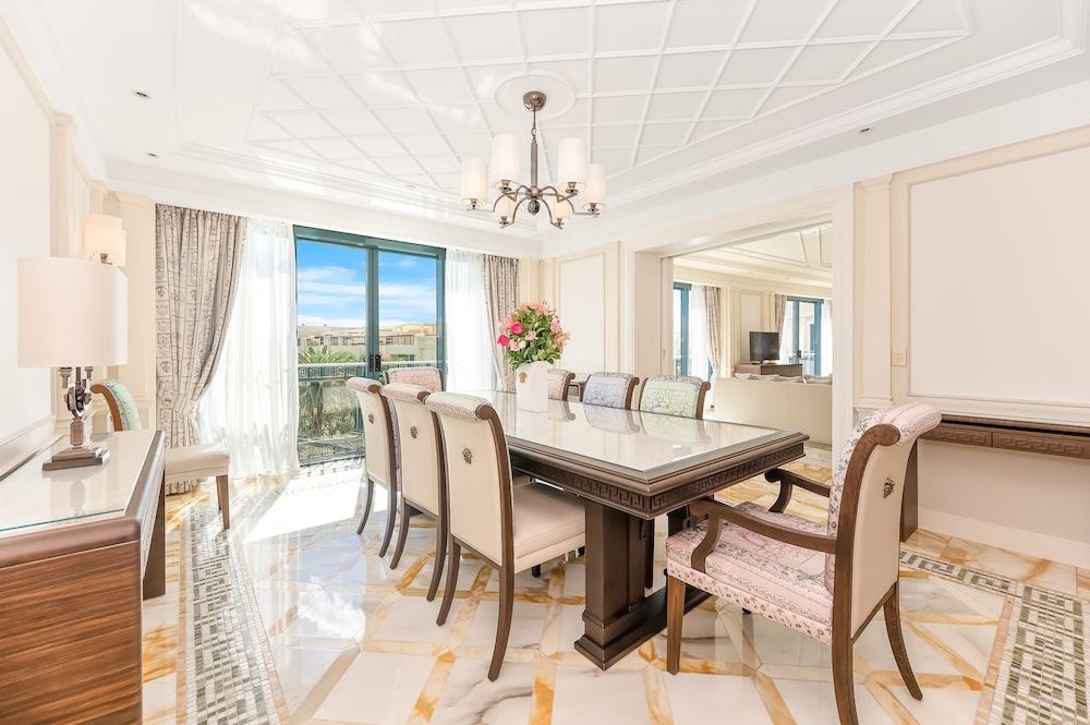 Imperial Suite - Photo 7