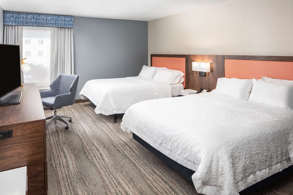Room, 2 Queen Beds, Accessible, Non Smoking - Photo 4